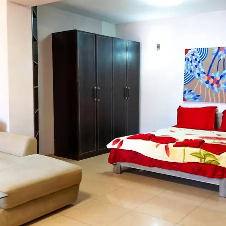 Konukevi Family House Katerini 3*